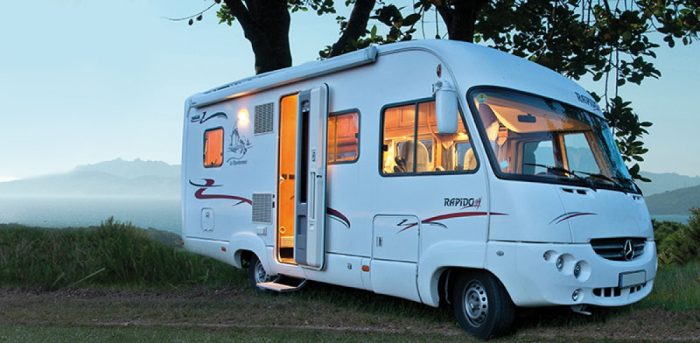 Waterproof LED Touch-switch Lamp  for 12 V/24 V - Image 4