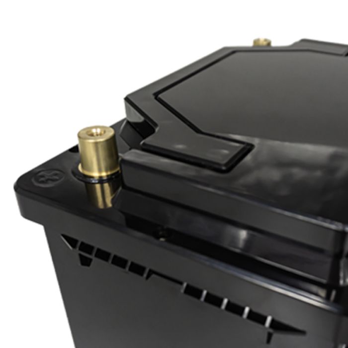 Ultimatron-Batterie-Lithium-12.8V-100Ah-LiFePO4-Smart-BMS-Bluetooth-ULS-12-100-LN3-7 Ultimatron 12.8V 100Ah LiFePO4 LN3 Smart BMS Under Seat Lithium Battery With Bluetooth - Image 7