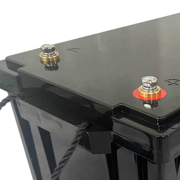 Idealakku IB-Series LiFePO4 battery 12 V 300 Ah with Smart-BMS and Bluetooth - Image 6