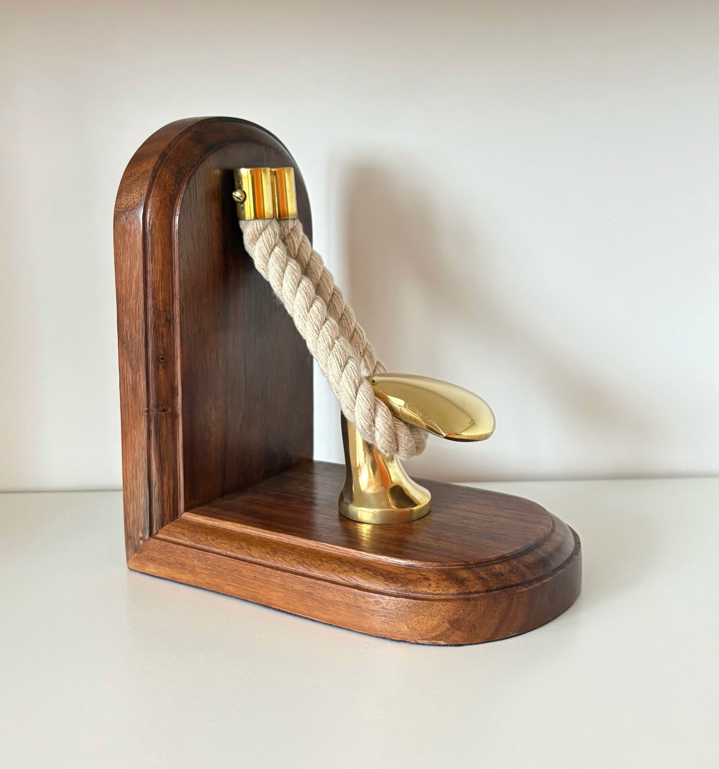 bookend-2-scaled Book end mooring bollard - Image 1