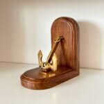 Book-end anchor