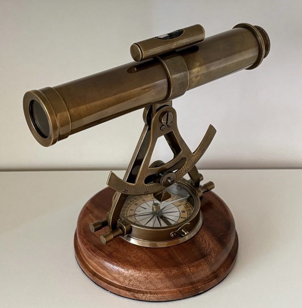 Screenshot Theodolite - Image 1